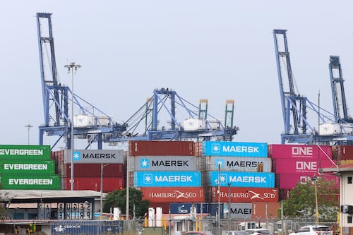Gobierno de Panamá toma control de puertos de filial china tras fallo del Supremo