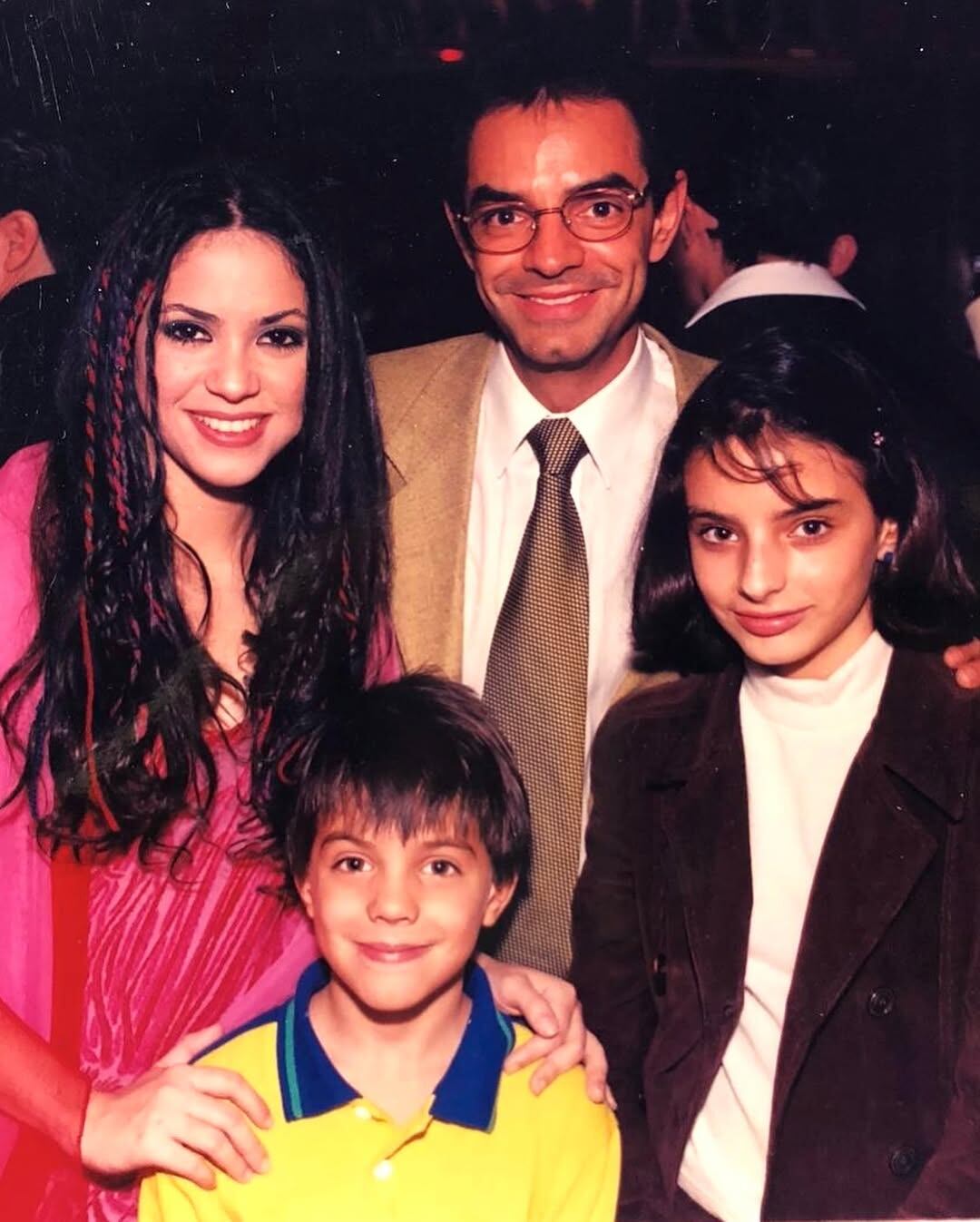 Instagram: @aislinnderbez