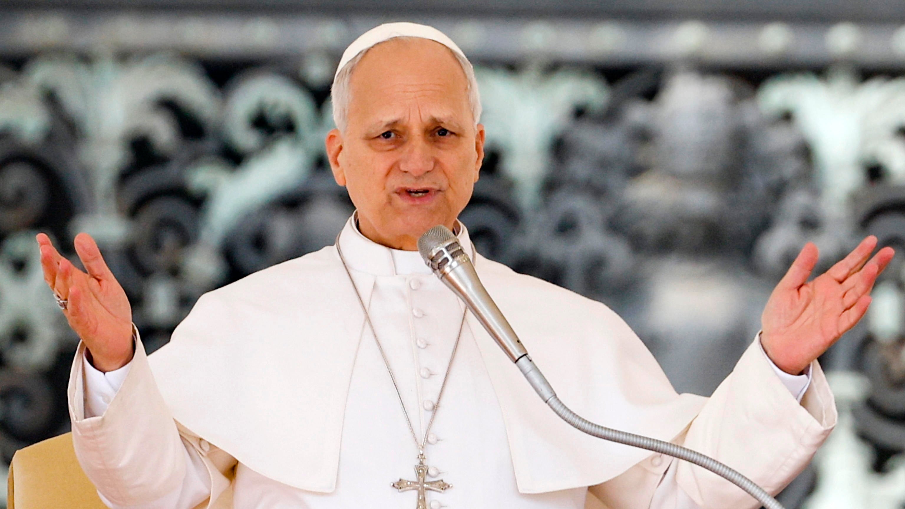 El papa León XIV durante la audiencia general semanal en la Plaza de San Pedro, Ciudad del Vaticano, el 4 de marzo de 2026. EFE/EPA/FABIO FRUSTACI