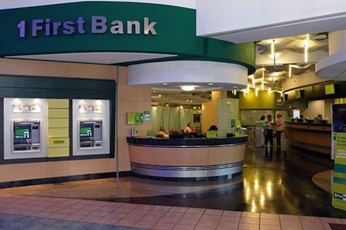 FirstBank anuncia horarios especiales por las celebraciones de Navidad
