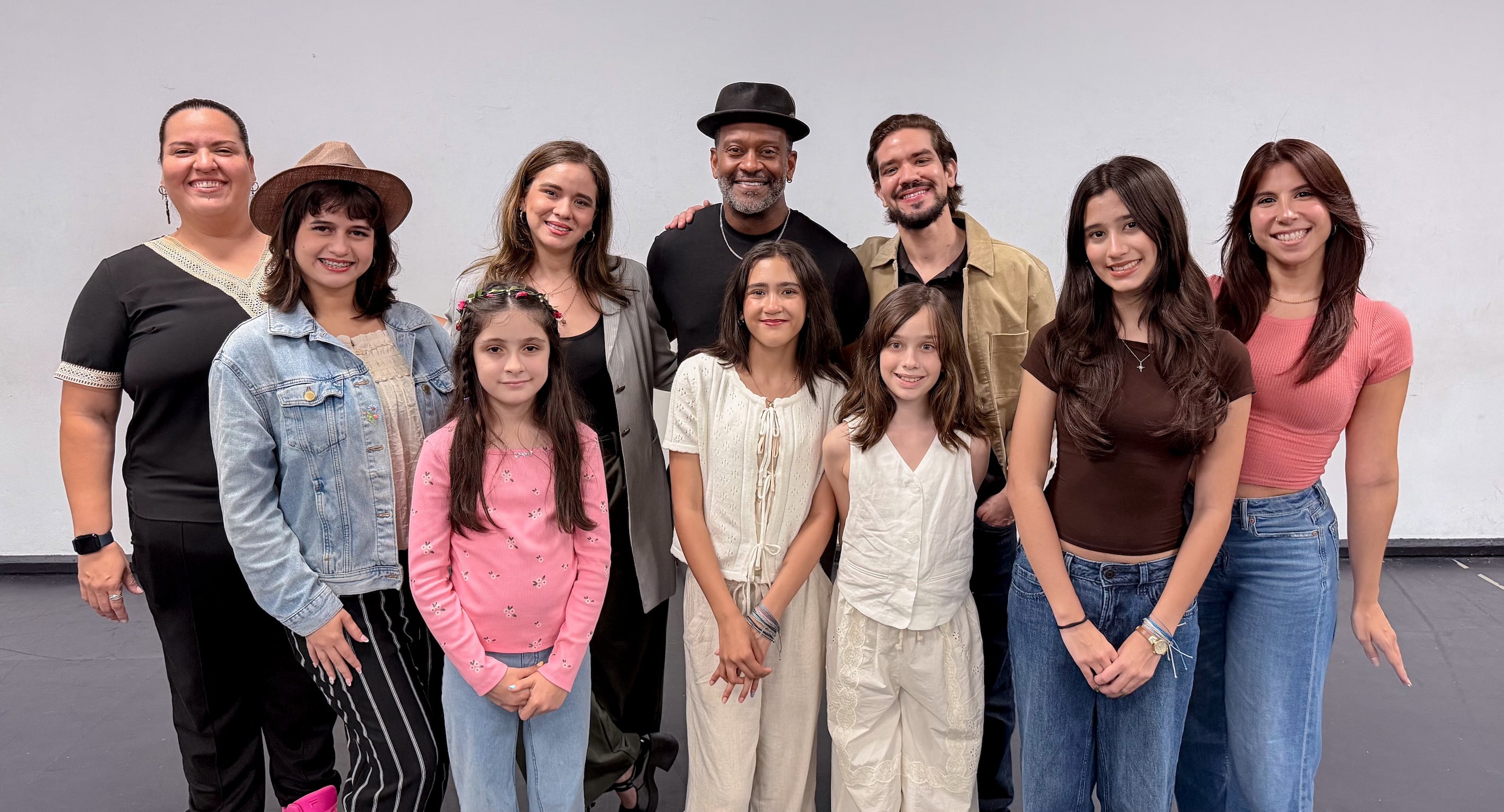 Escuela de Artistas presenta la obra “Pinocho” con Modesto Lacén en el papel de “Geppetto”