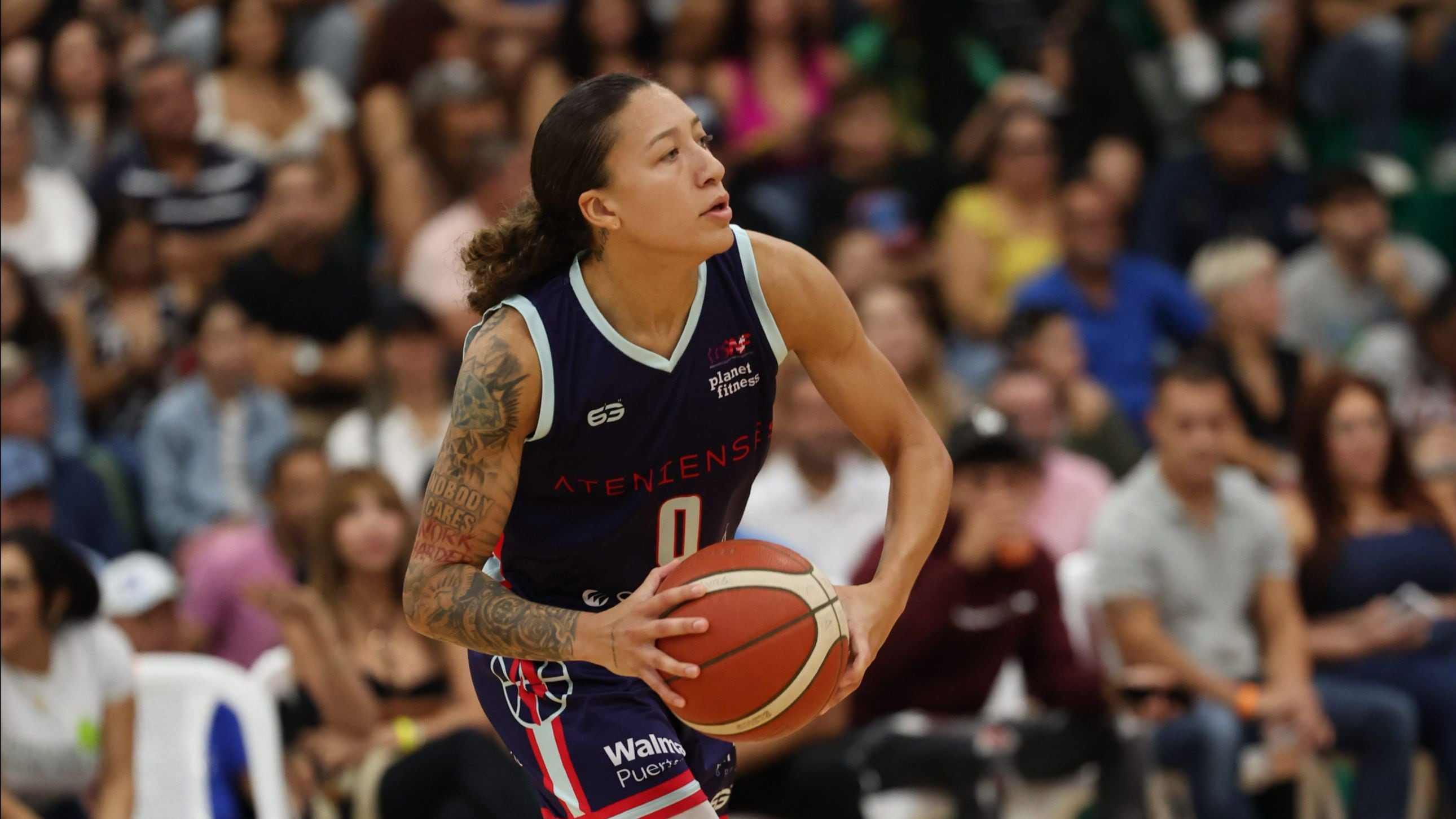 Chelsea Mitchell fue la figura ofensiva del encuentro con 28 puntos.