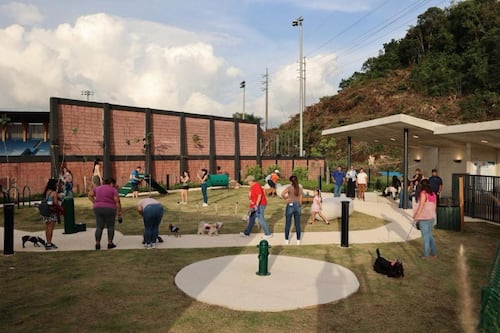 Municipio de Manatí inaugura moderno parque de mascotas
