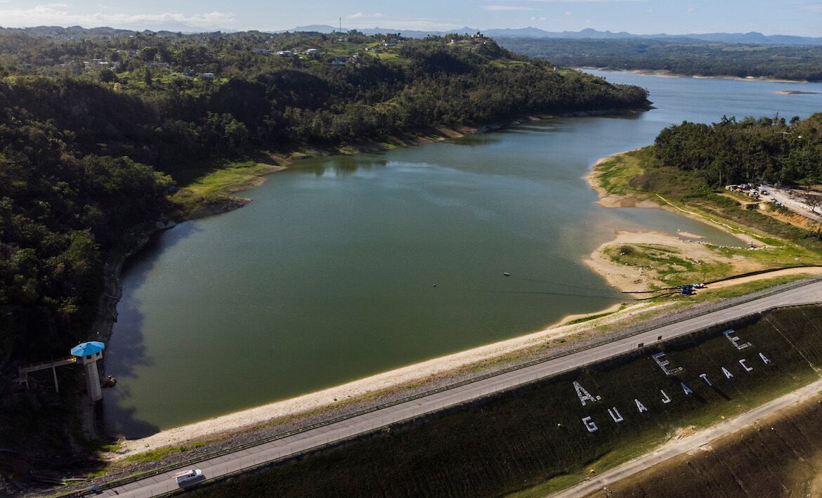 Las compuertas de la represa de Guajataca sufrieron daños significativos tras el huracán María.