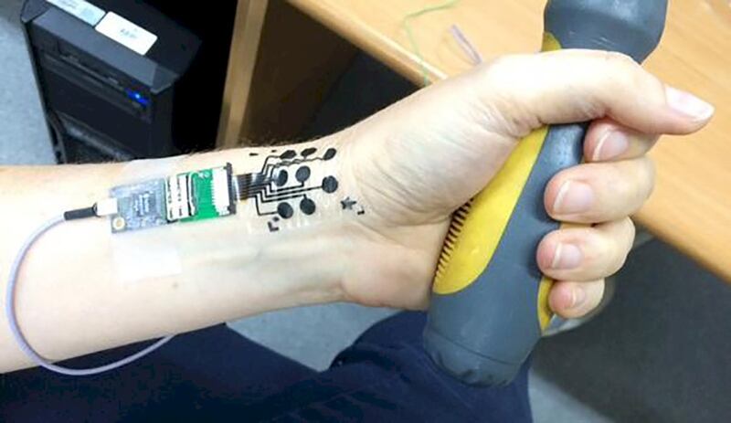 Tatuajes electrónicos