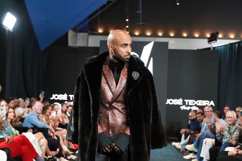 “Caramelo” debuta como modelo en San Juan Moda