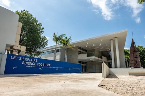 La Católica inaugura edificio de Ciencias con inversión de $13 millones