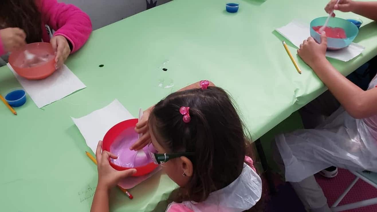 At Home Education Center celebra taller infantil en Arecibo