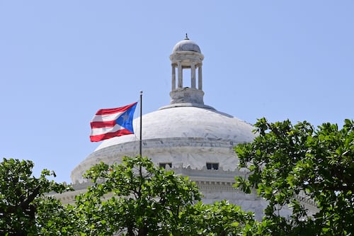 Capitolio inaugura exposición de jóvenes artistas puertorriqueños
