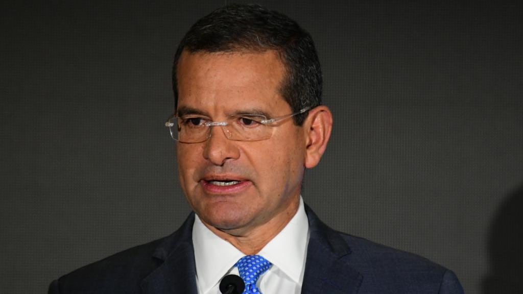 El gobernador anunció que Genera PR será la empresa encargada del sistema de generación.