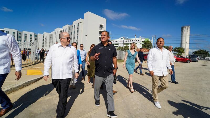 Inauguran residencias para adultos mayores en Caguas.