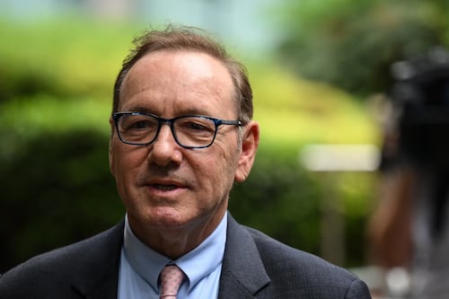 Kevin Spacey reaparece en redes sociales tras teorías de que está en situación de calle ¿Qué dijo el actor?