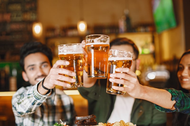 La producción de cerveza en México representa el 7.2 % del volumen global y genera más de 700 mil empleos. Más allá de ser una bebida, es un símbolo de identidad nacional, sustentabilidad y transformación social