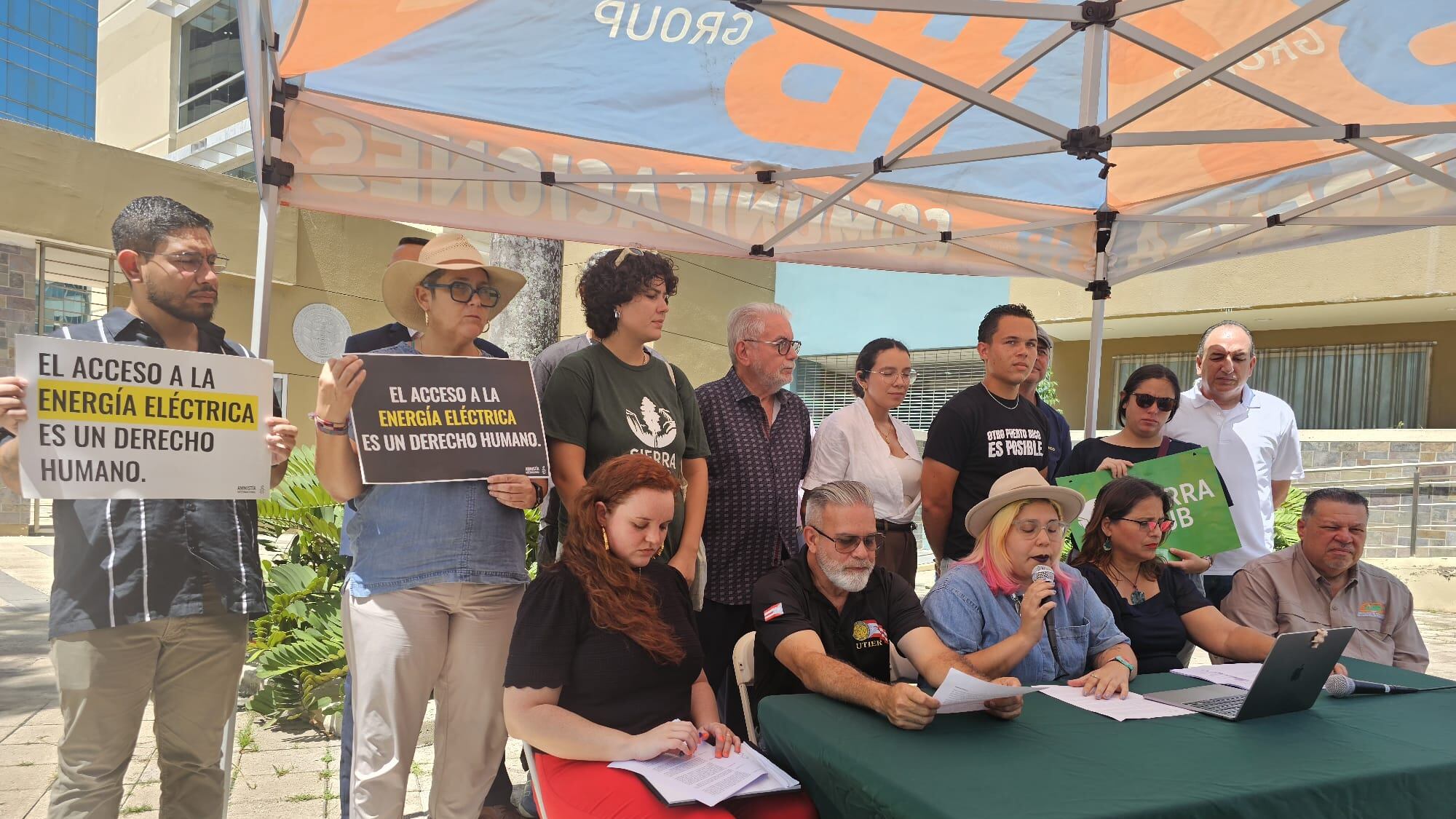 Representantes de diversos sectores sociales, ambientales, sindicales y comunitarios presentaron su propuesta para una Autoridad de Energía Eléctrica pública y reformada, como alternativa al modelo privatizador actual.