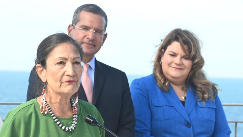 La secretaria del Departamento del Interior, Deb Haaland