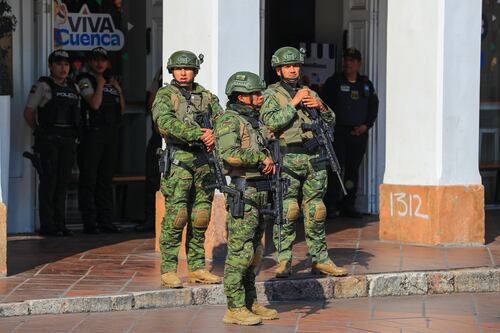 Ataques armados contra civiles en Ecuador dejan 14 muertos
