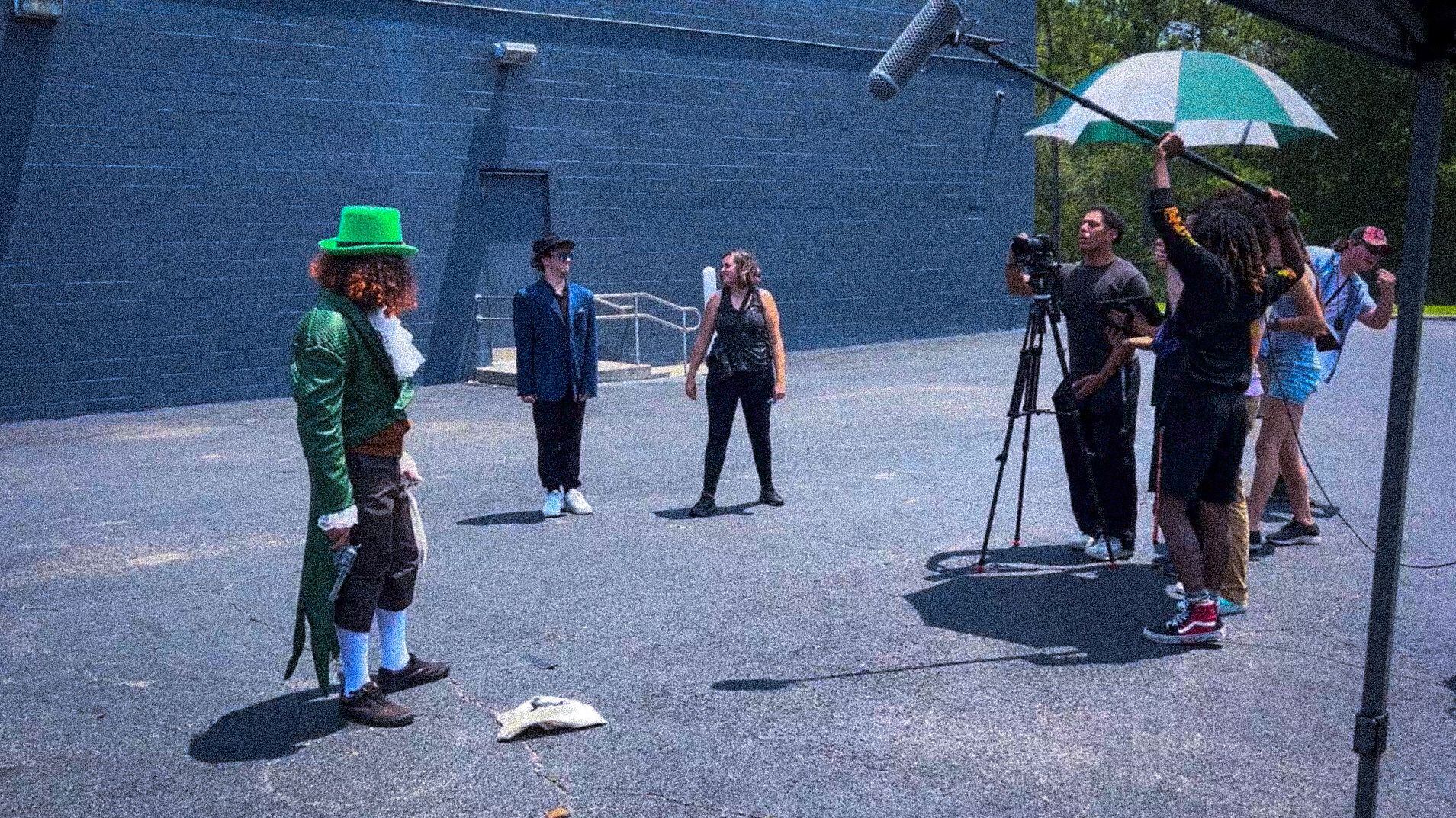 Jóvenes celebrarán festival en el antiguo Cine Roosevelt en San Juan.