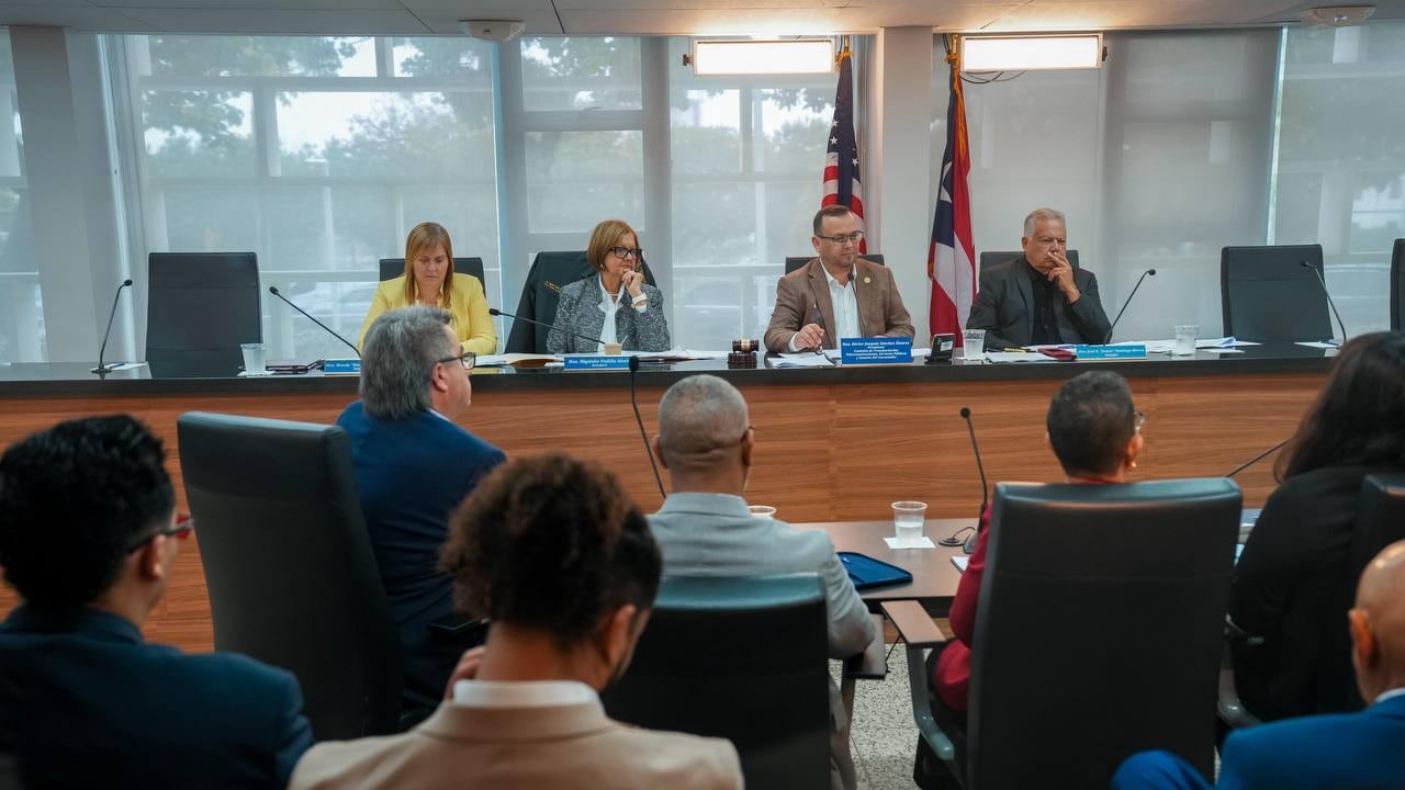 Comisión de Transportación, Telecomunicaciones, Servicios Públicos y Asuntos del Consumidor del Senado de Puerto Rico