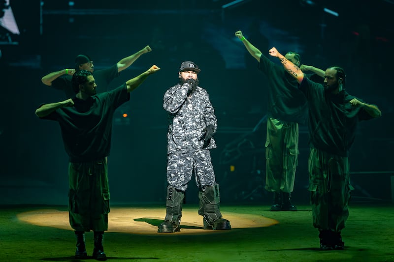 Farruko presenta Cvrbon Vrmor