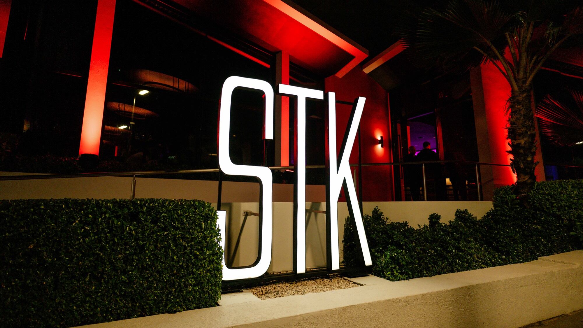 STK