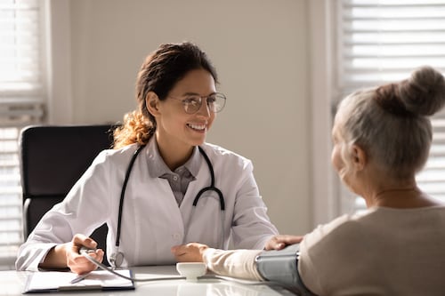 Medicare Advantage: Salud exhorta a comparar planes antes del próximo 7 de diciembre