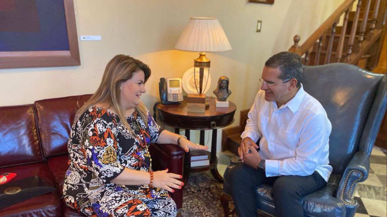 Reunida con el gobernador