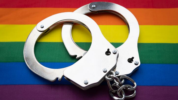 Leyes que criminalizan comunidad LGBTQ+