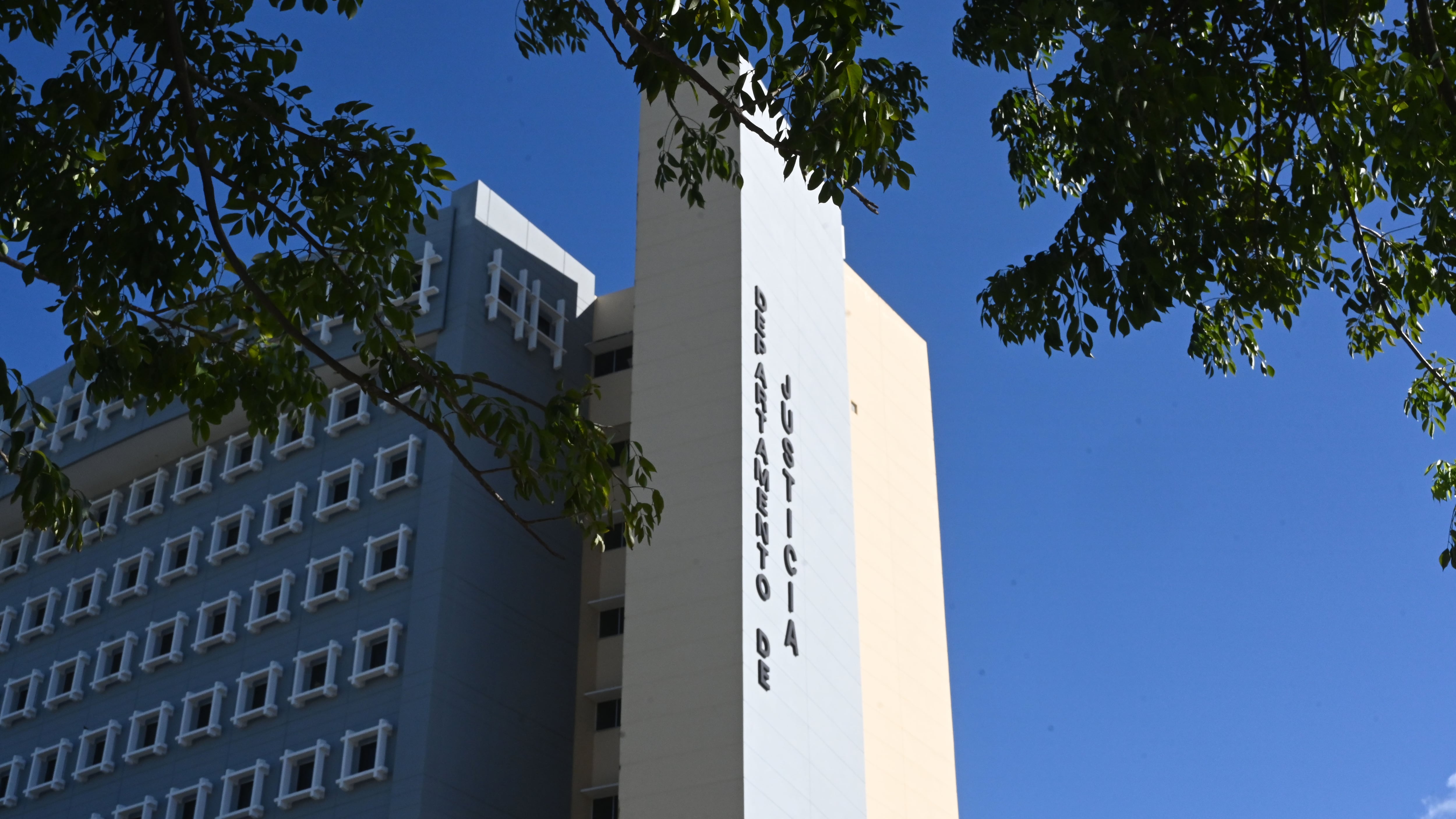 Departamento de Justicia.