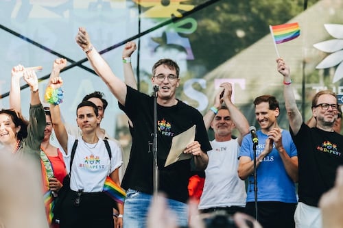 Presentan cargos contra el alcalde de Budapest por celebrar desfile del Orgullo pese a la prohibición del Gobierno de Orbán