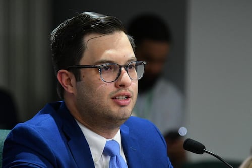 PPD exige vistas públicas amplias sobre medida que devolvería a la Legislatura control del salario mínimo