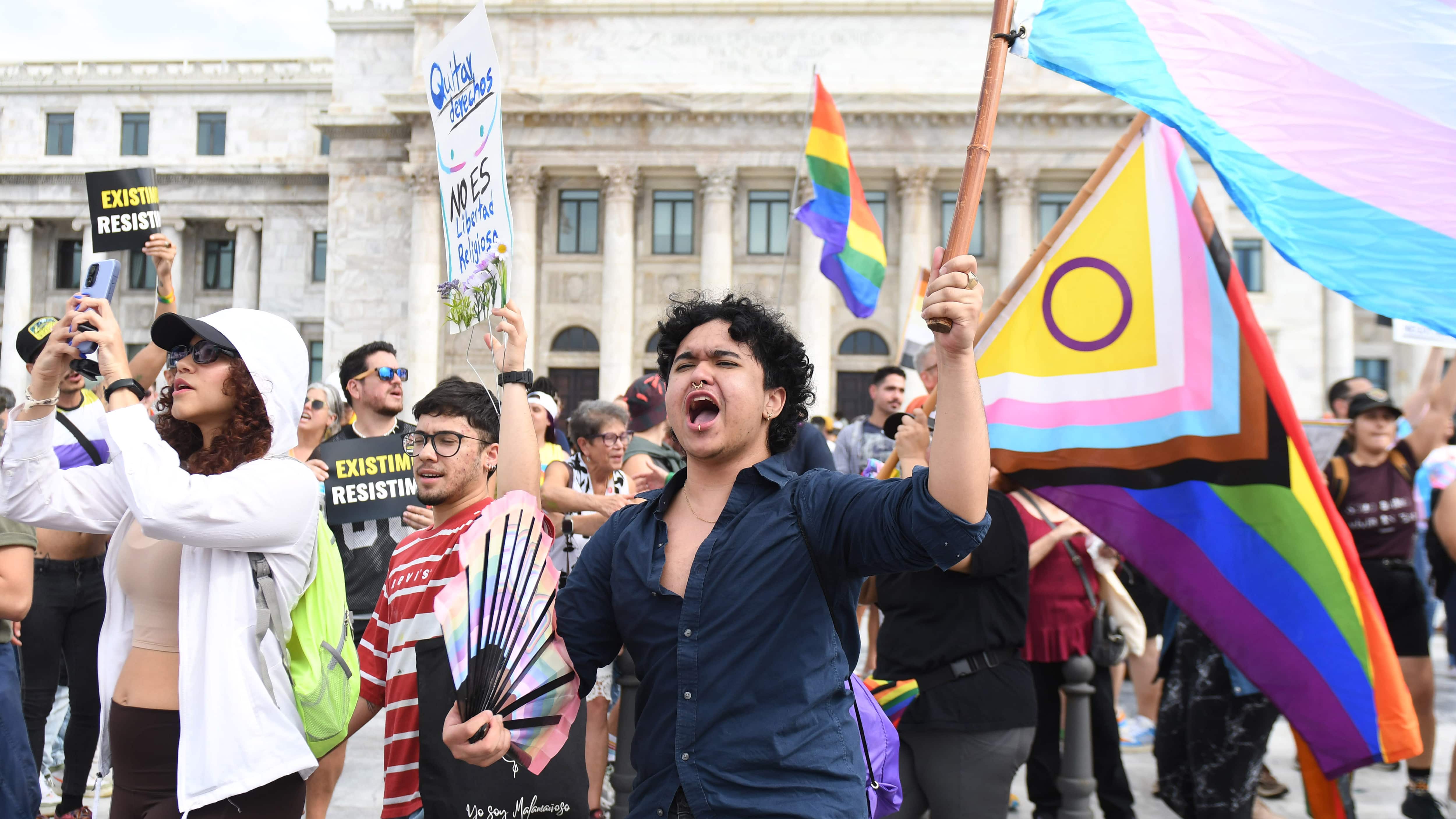 Marcha en defensa de los derechos de las personas LGBT+, el 17 de mayo de 2025, Día Internacional contra la Homofobia, Lesbofobia, Bifobia y Transfobia.
Foto por Ana María Abruña Reyes | todaspr.com