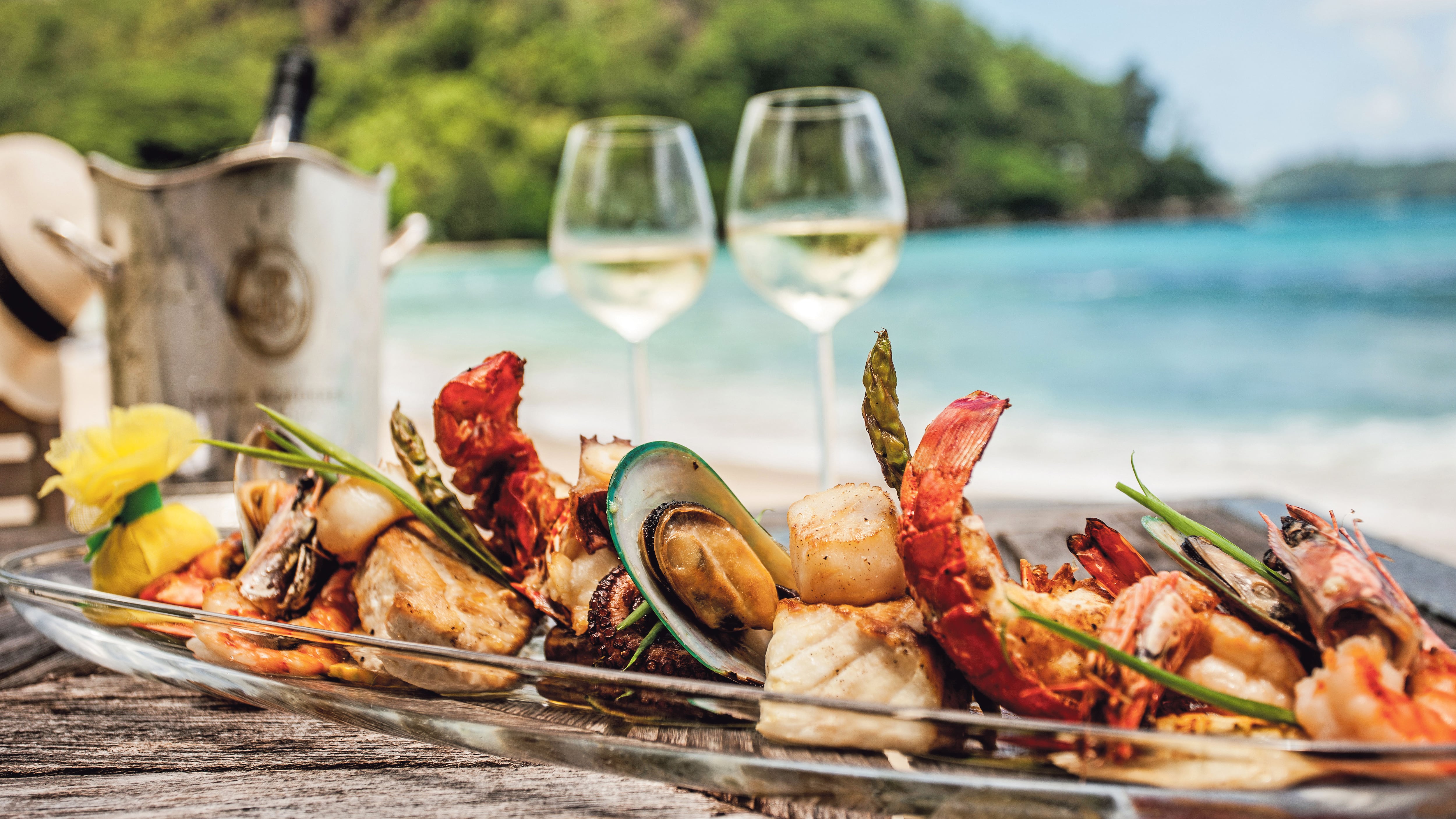Puerto Rico cuenta con propuestas de pesca fresca a lo largo de toda su costa.