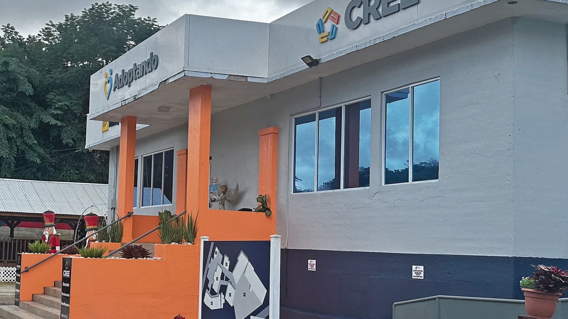 Adoptando en PR Inc. y el Centro para la Restauración Emocional y Espiritual (CREE)
