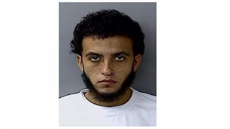 Rafael J. Román Valentín de 22 años, c/p El Peca