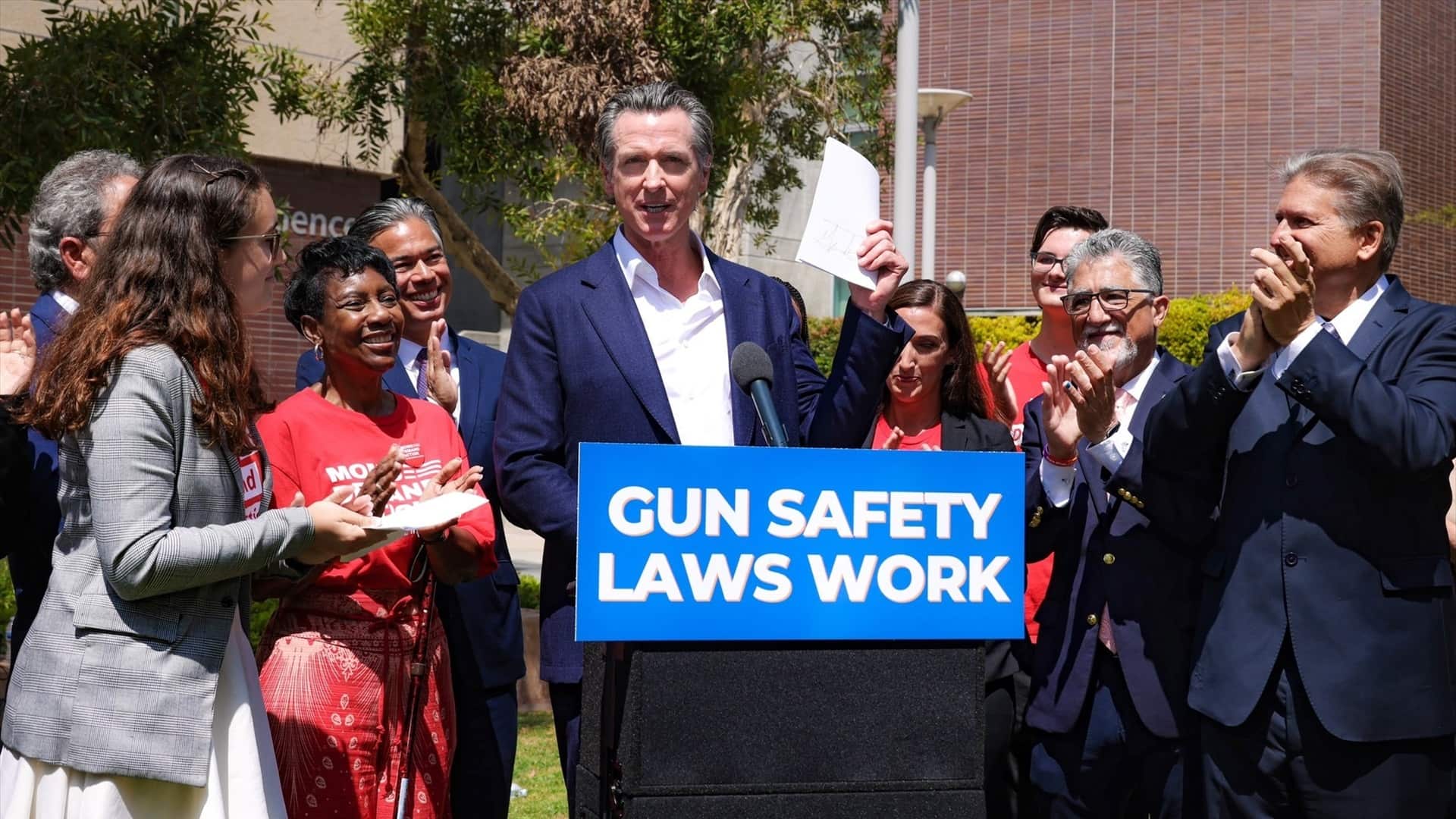 El gobernador de California, Gavin Newsom