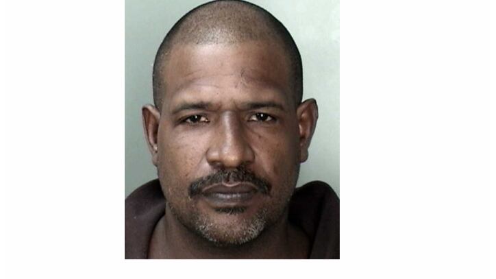 Roberto Romero Flores.