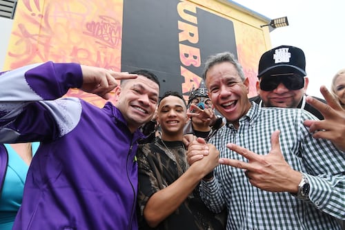 San Juan inaugura academia “after school” de música y arte urbano