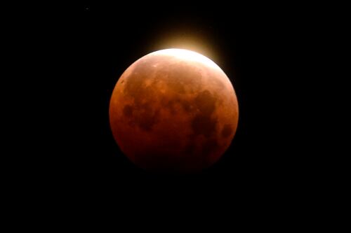 Eclipse lunar de larga duración será visible en América