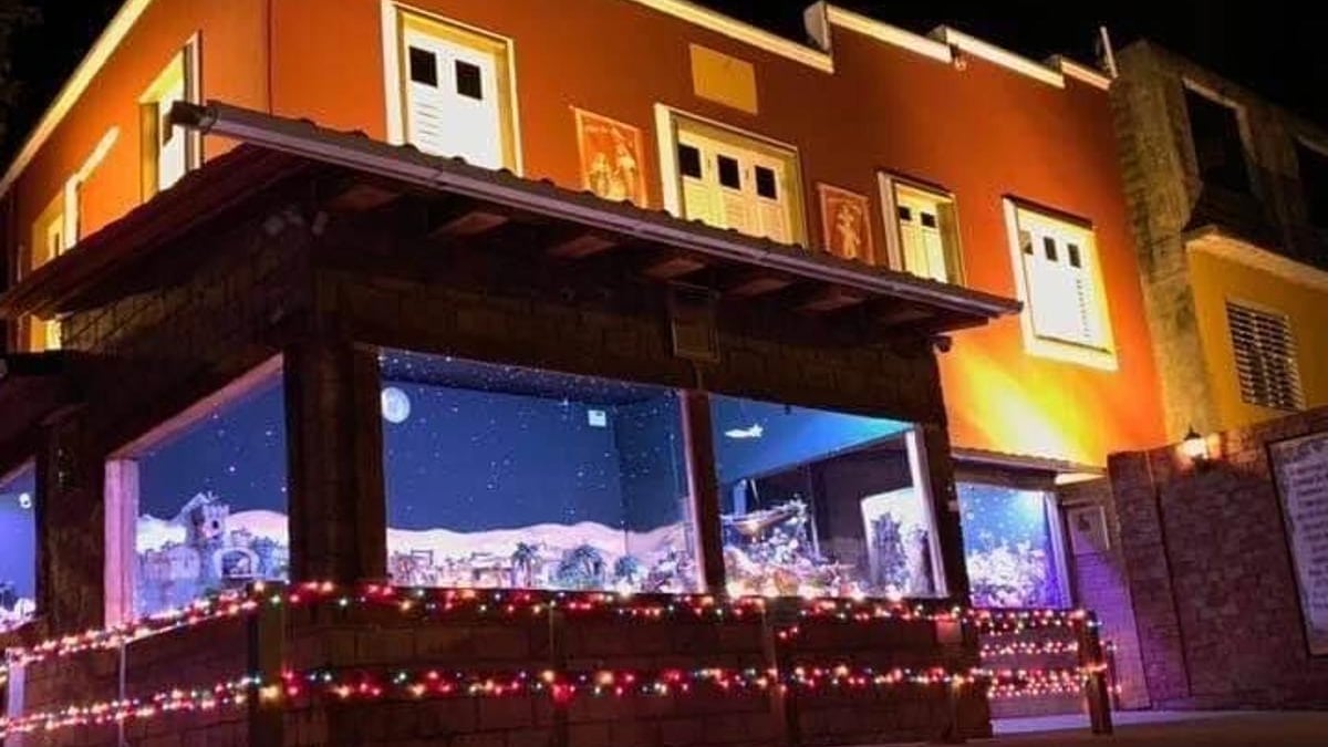 Hoy viernes, Morovis da la bienvenida oficial a la Navidad con la apertura del reconocido Nacimiento de Morovis, que este año contará con la participación musical del cuatrista Christian Nieves y su grupo.