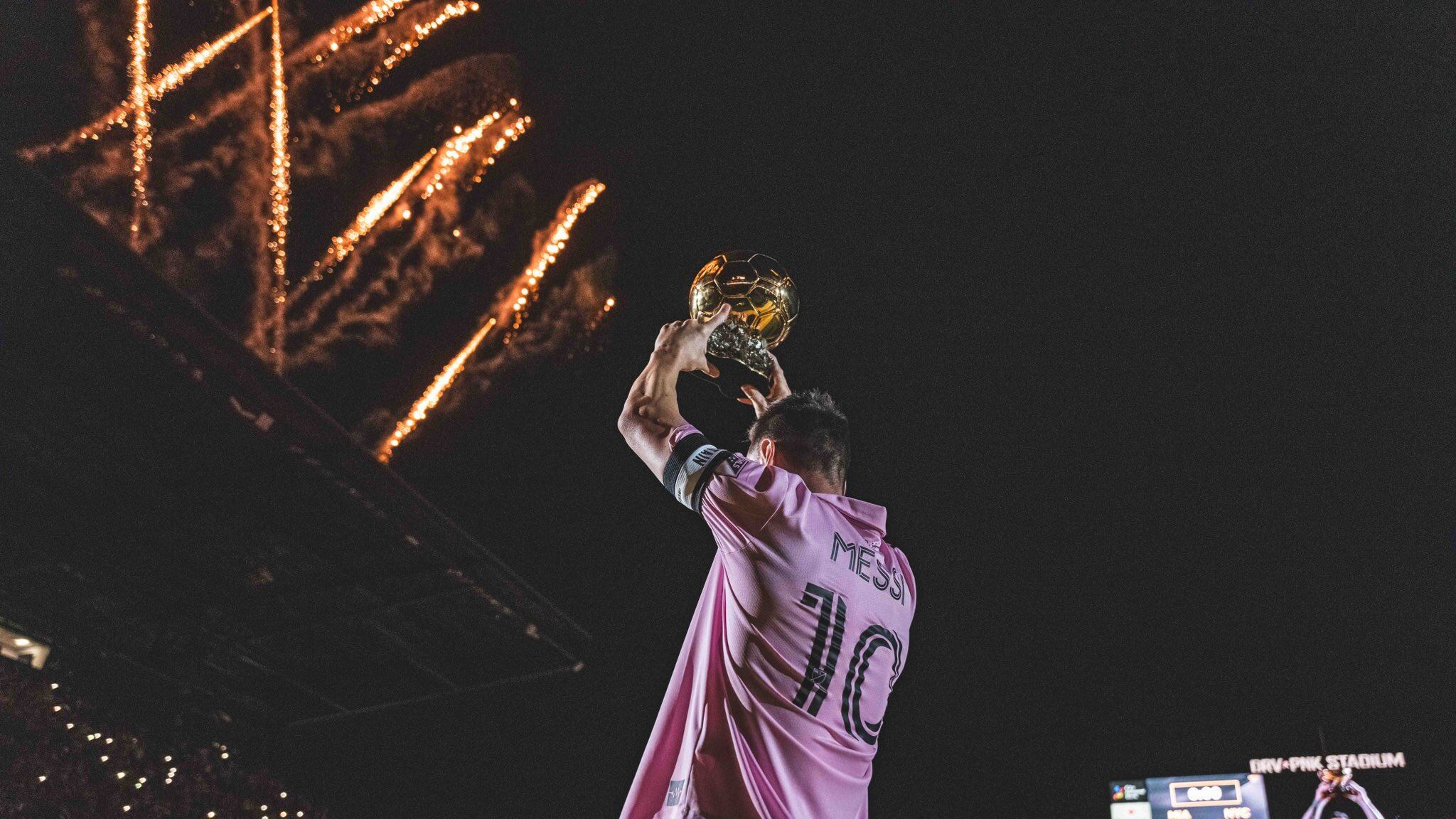 Lionel Messi fue ovacionado por la afición del Inter Miami.