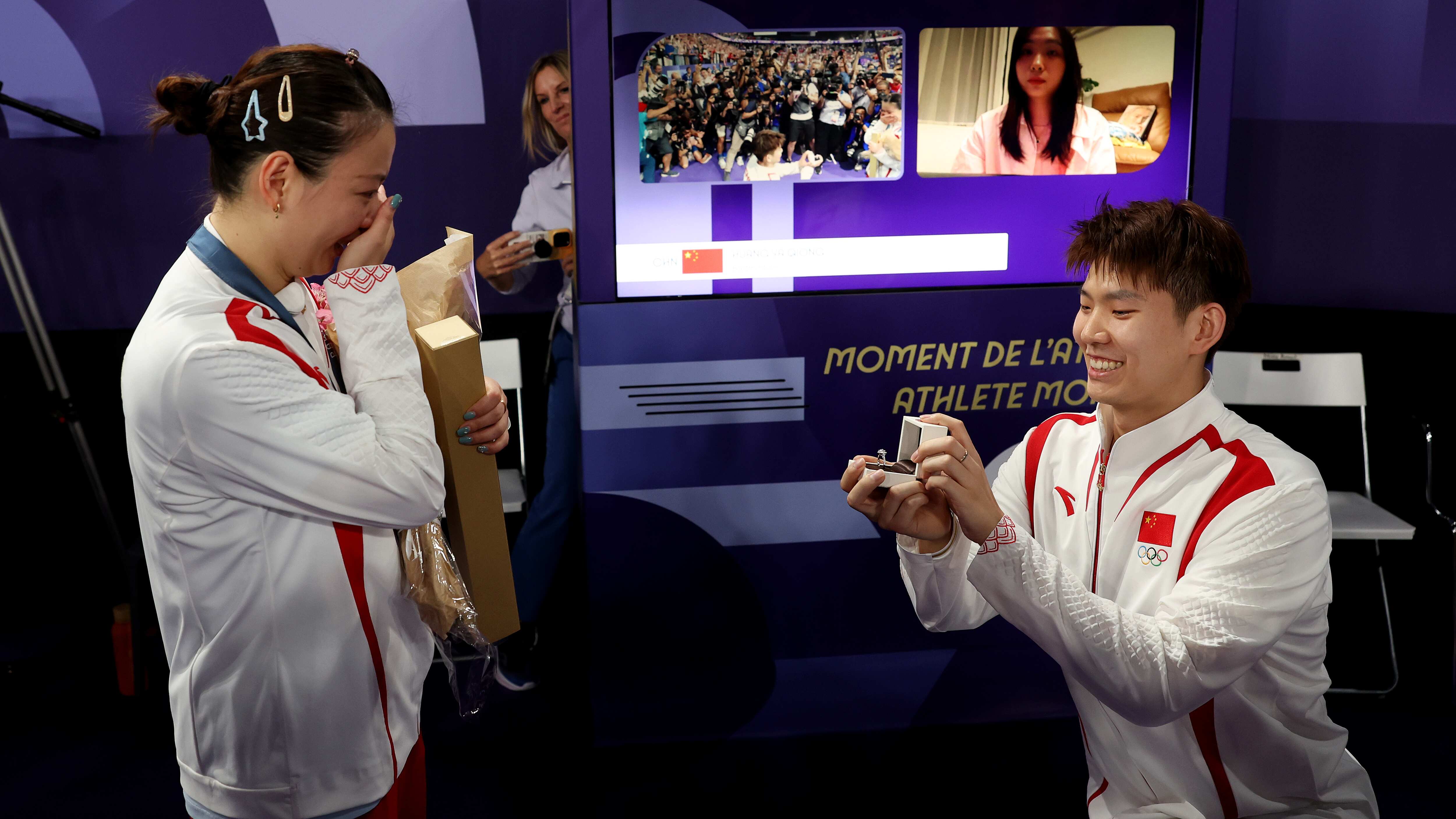 Huang Ya Qiong y Li Yuchen se comprometieron en la Arena Porte de La Chapelle.