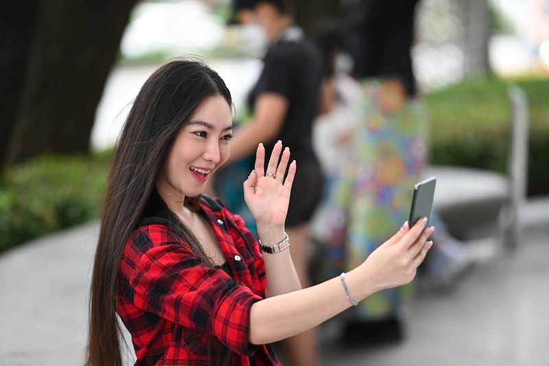 Los influencers necesitan título profesional en China.