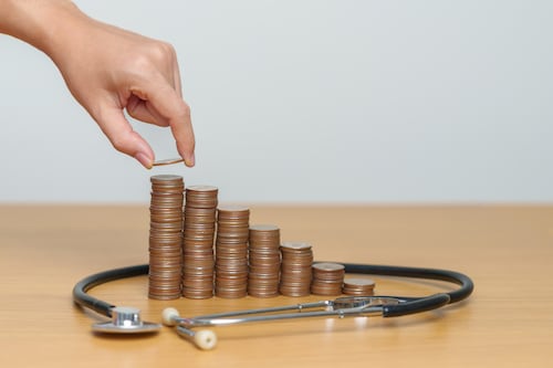 Estudio revela pagos millonarios a planes Advantage sin reflejar mejoría en calidad de servicio