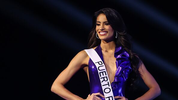 SAN SALVADOR, EL SALVADOR - NOVEMBER 18: Miss Puerto Rico Karla Guilfú.