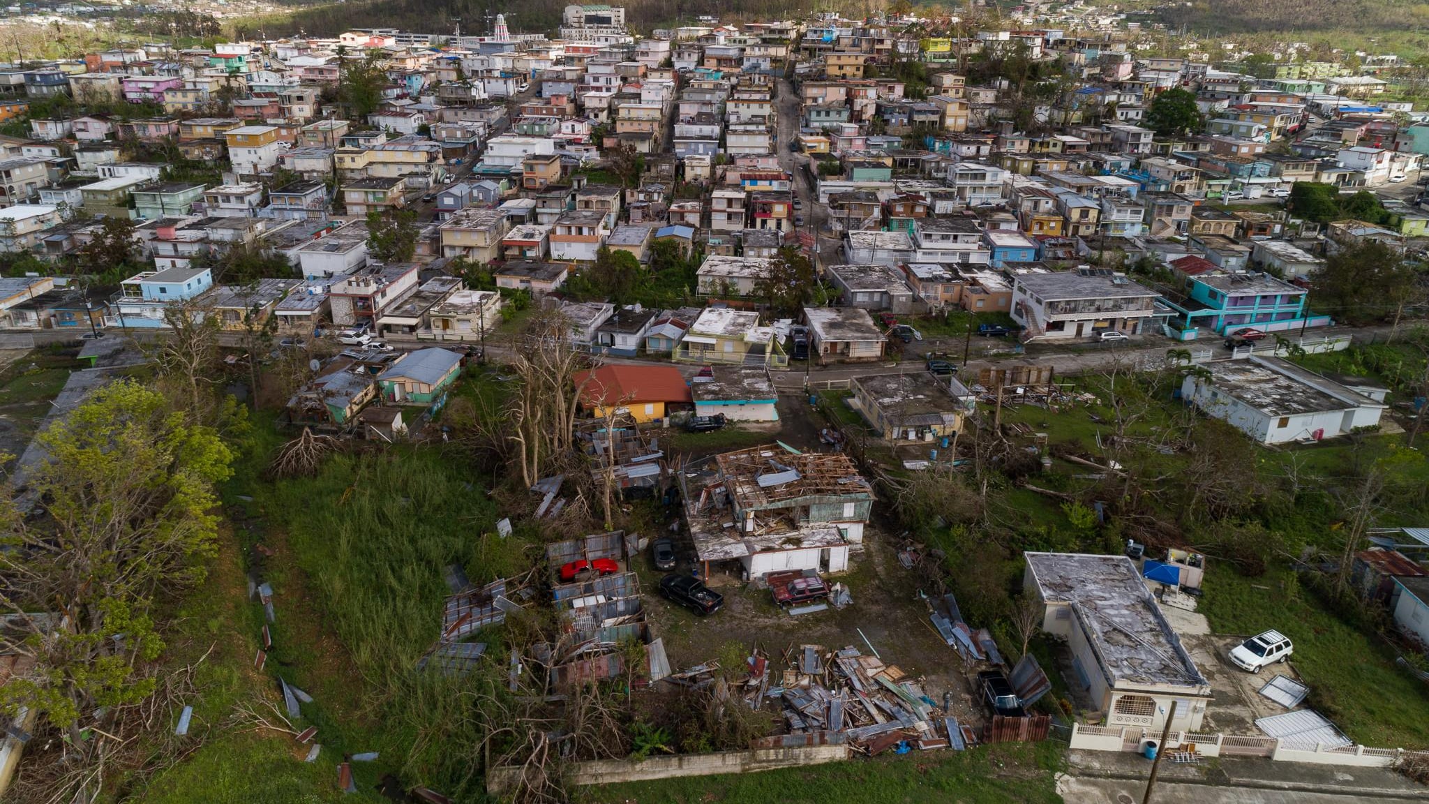 El municipio de Cayey tras el paso del huracán María.