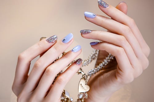 5 colores de uñas que serán tendencia en 2026: uno de ellos te sorprenderá