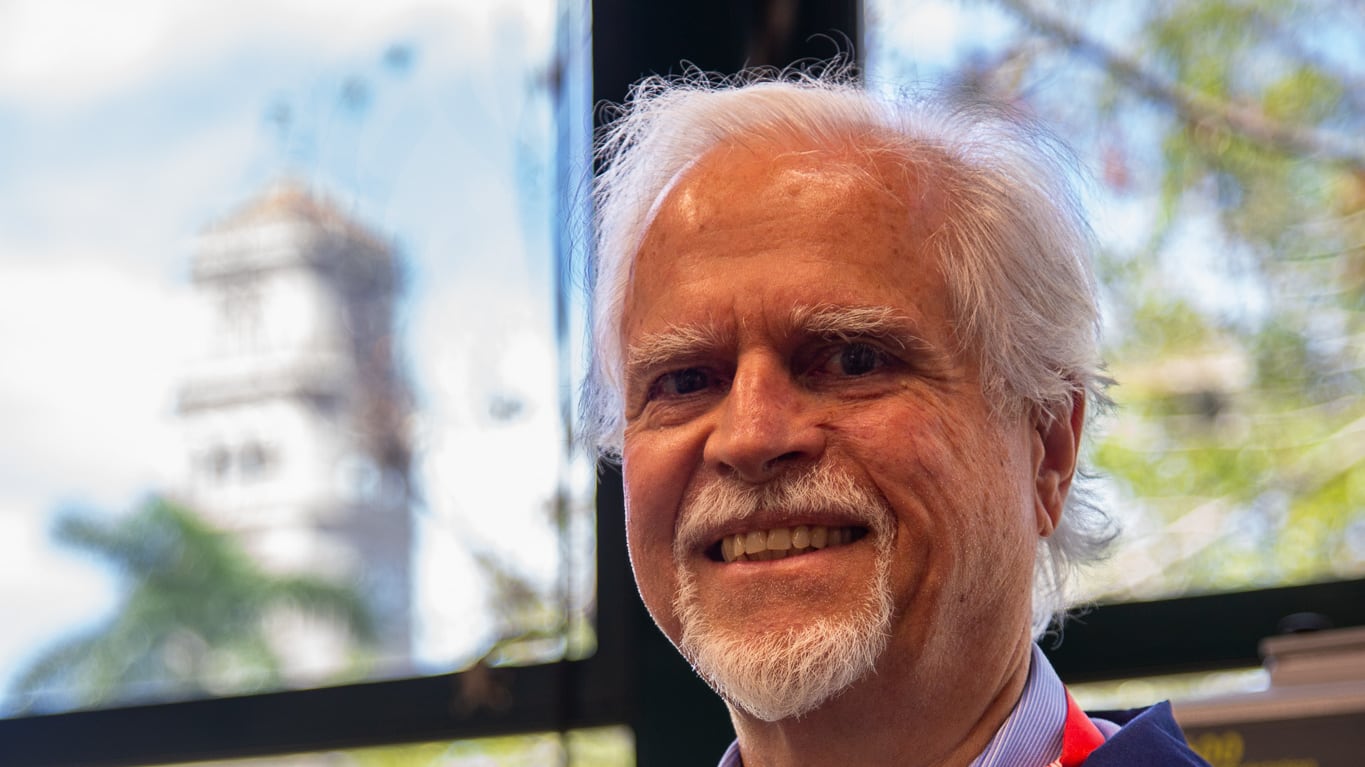 Doctor José García Arrarás.