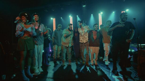 Los artistas presentaron el tema "Guarapo y Flor".