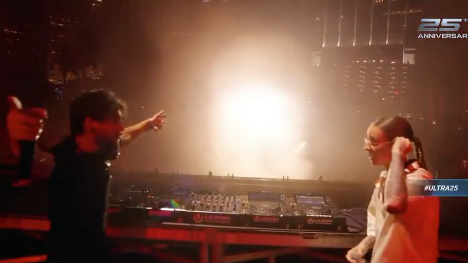 VIDEO: Young Miko sorprende en festival de música junto a Skrillex