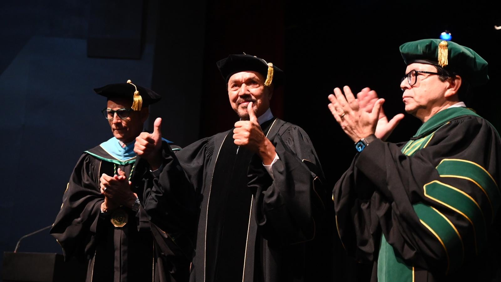 Foto Dennis A. Jones